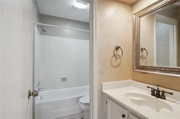 $1,850 | 207 Pineridge Court, Mandeville, LA 70448