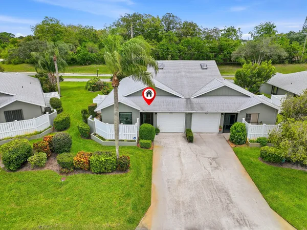 $334,000 | 6786 Southeast Yorktown Drive, Hobe Sound, FL 33455