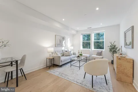 $599,000 | 4017 Davis Place Northwest, Unit 6, Washington, DC 20007