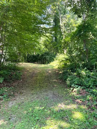 $79,900 | 49 Babcock Tavern Road, Ware, MA 01082