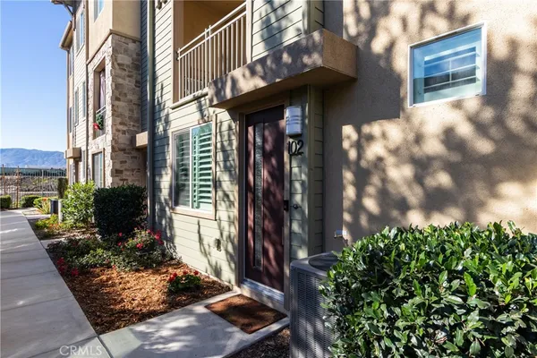 $575,000 | 625 Savi Drive, Unit 102, Corona, CA 92878