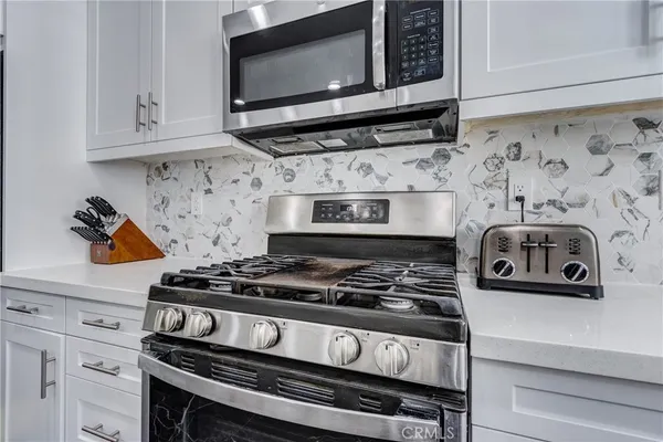 $575,000 | 625 Savi Drive, Unit 102, Corona, CA 92878