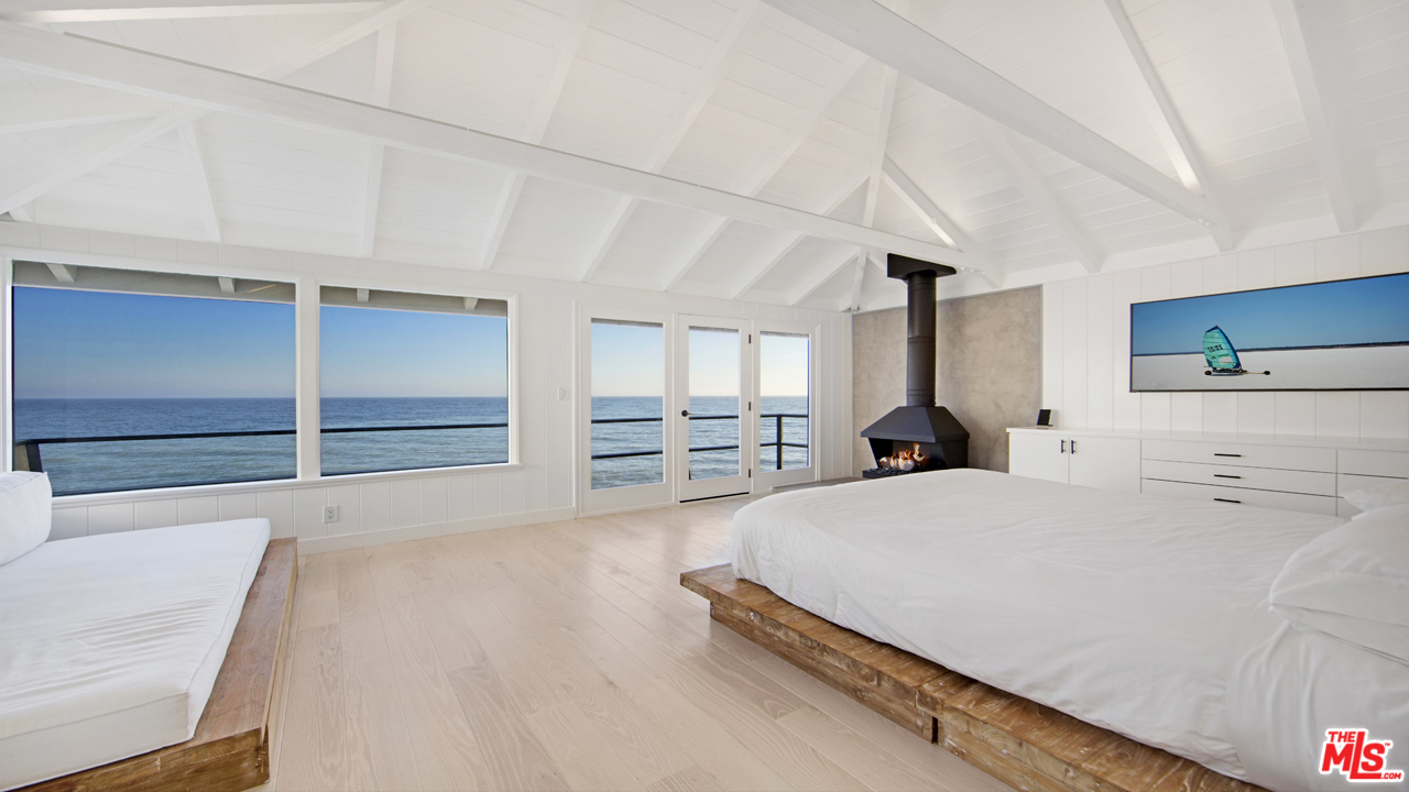 21818 Pacific Coast Highway Malibu, CA 90265 - Photo 24 of 42