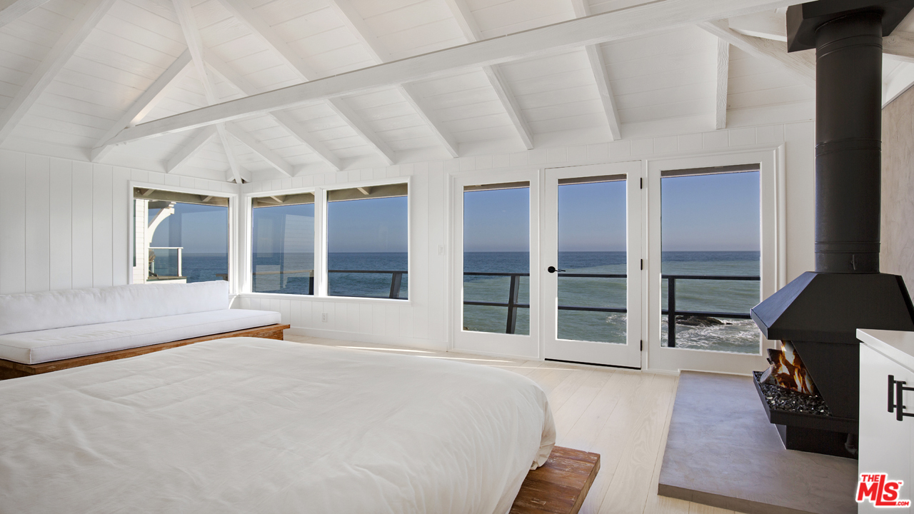 21818 Pacific Coast Highway Malibu, CA 90265 - Photo 35 of 42