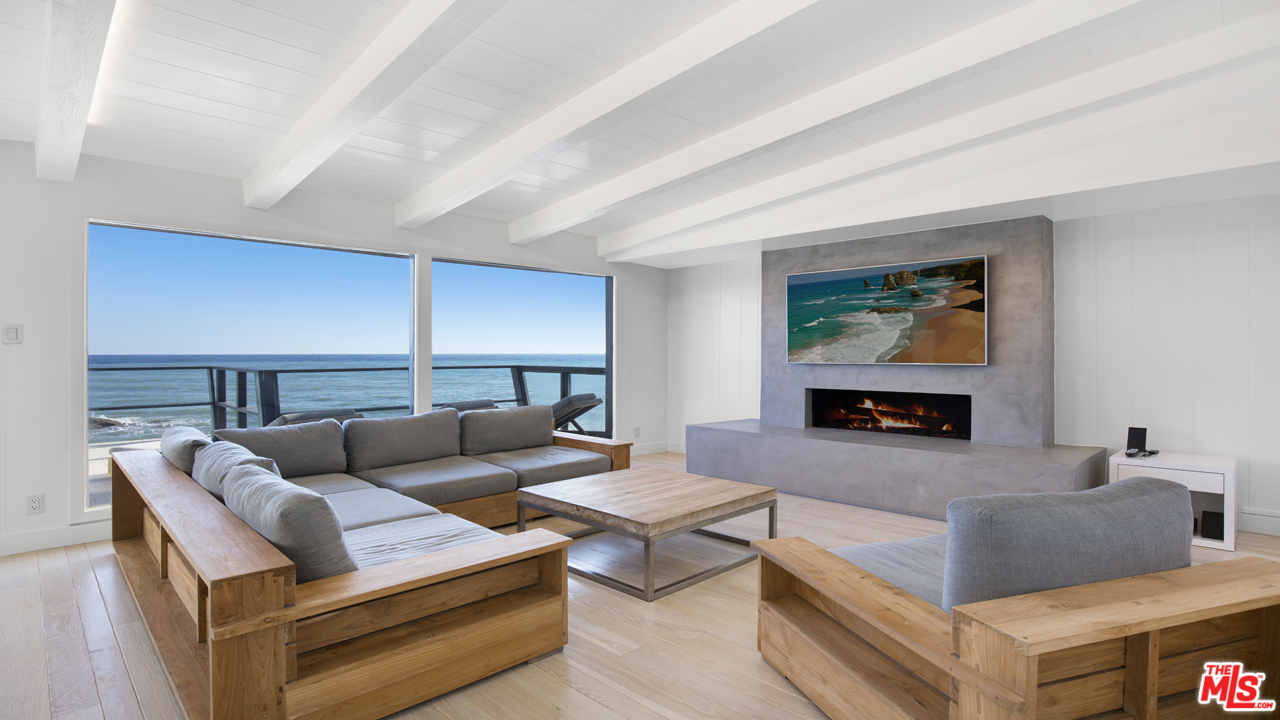21818 Pacific Coast Highway Malibu, CA 90265 - Photo 5 of 42