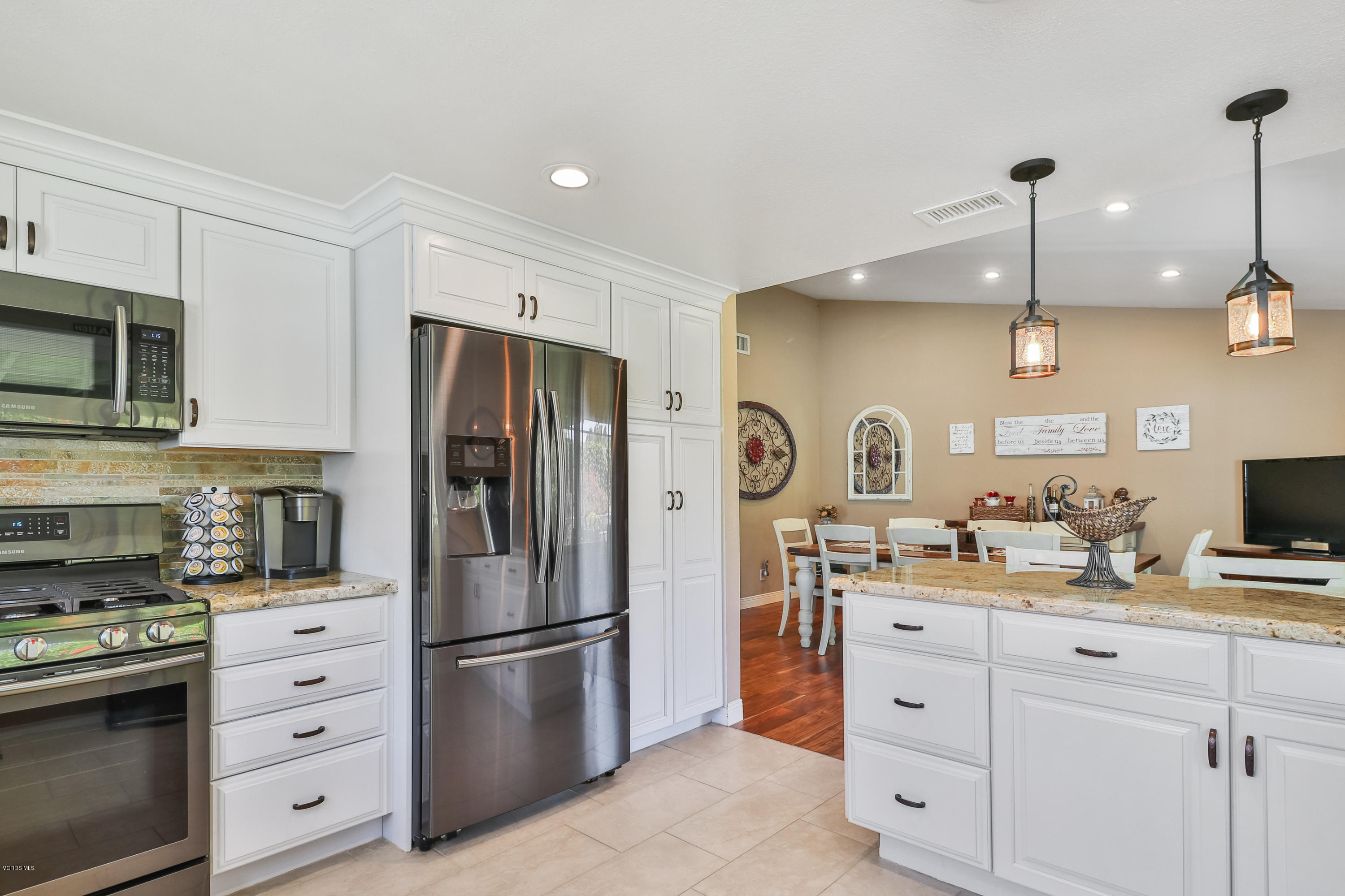 6455 Hazel Circle Simi Valley, CA 93063 - Photo 17 of 30 IMG_0523