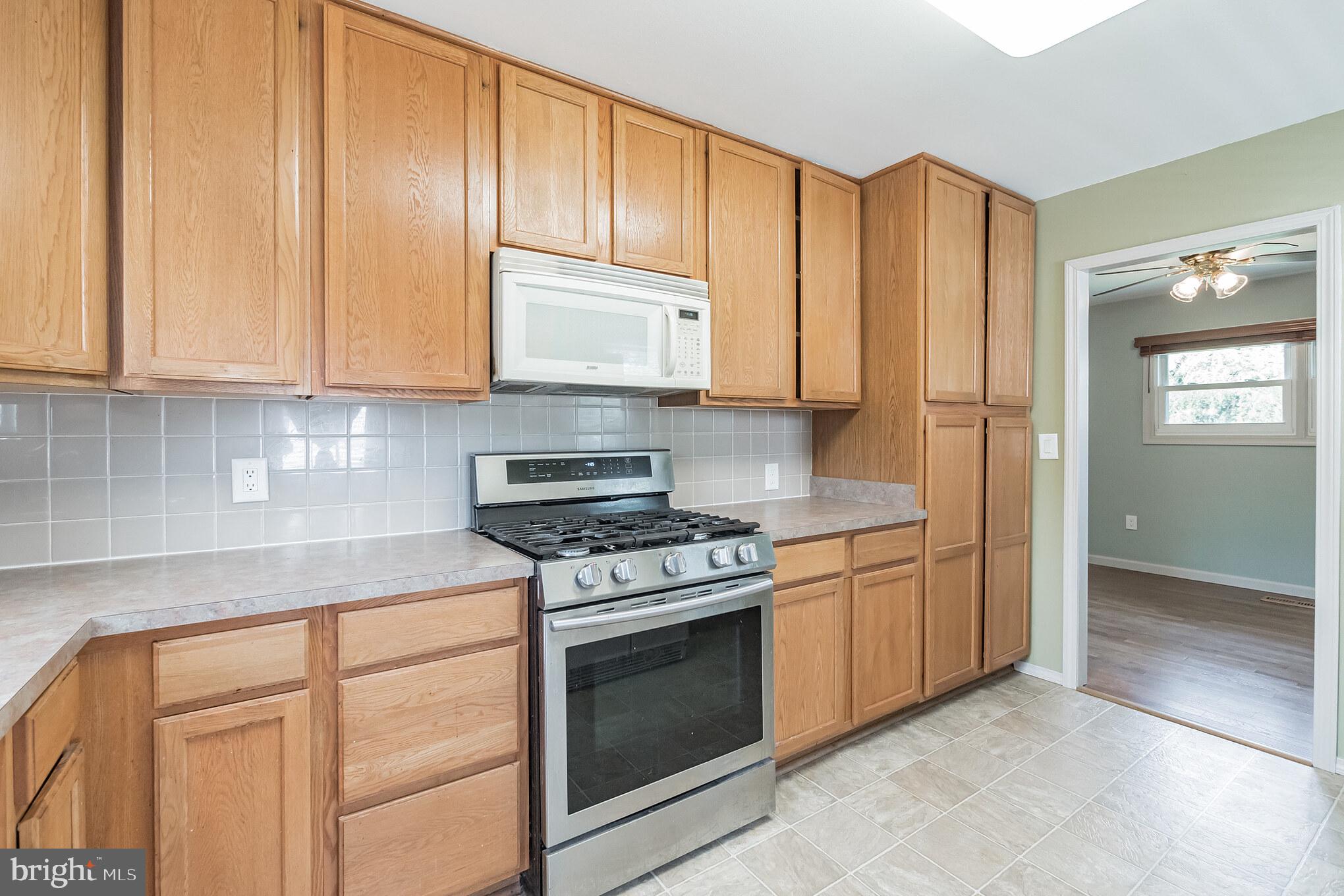 224 Timber Grove Road Reisterstown, MD 21136 - Photo 12 of 33