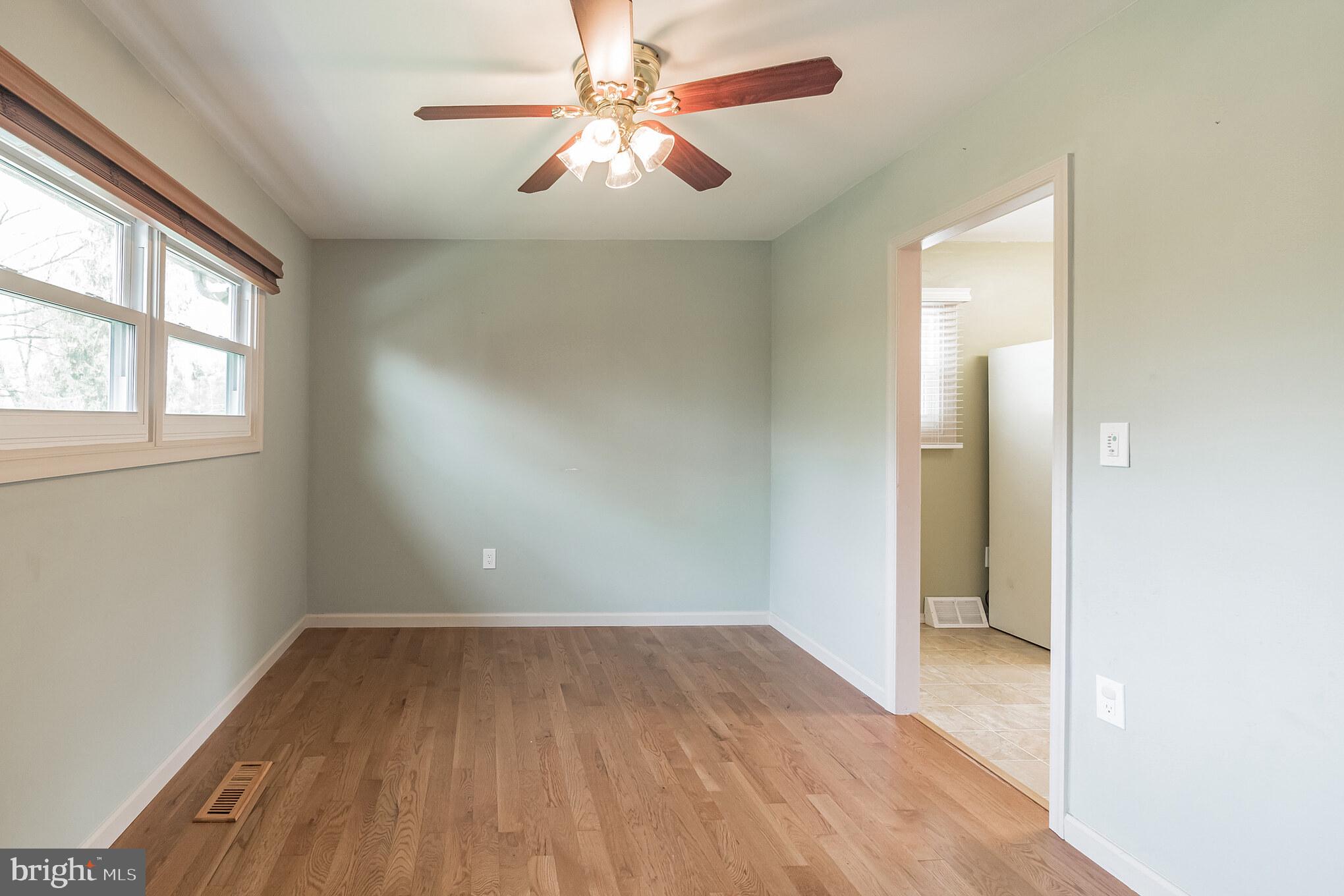 224 Timber Grove Road Reisterstown, MD 21136 - Photo 8 of 33