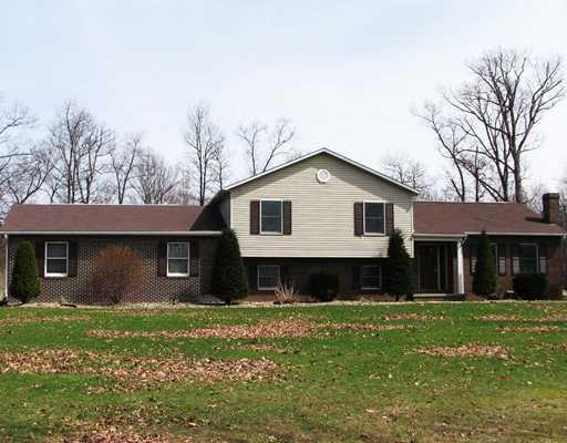 223 Catalpa Road Chicora, PA 16025 - Photo 1 of 18 Exterior Front.