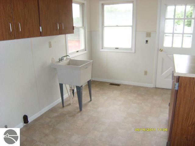 2070 Devlin Road Central Lake, MI 49622 - Photo 5 of 5 1729490-4.JPG