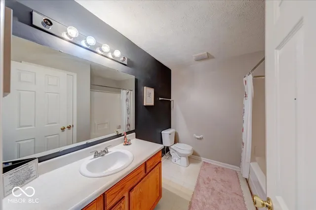 $174,900 | 7045 Gavin Drive, Indianapolis, IN 46217