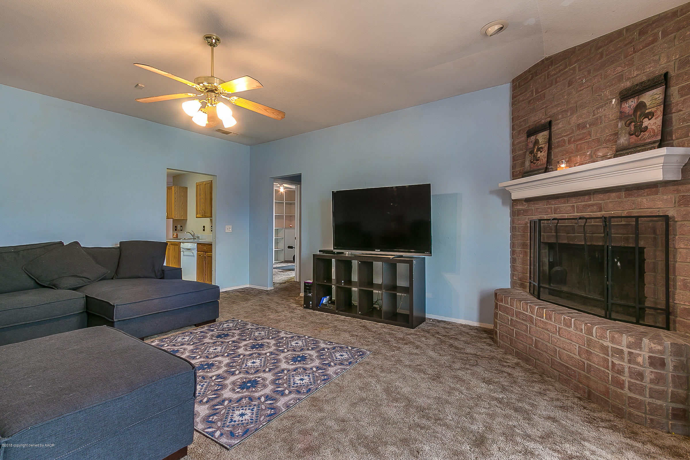 5201 Capulin Lane Amarillo, TX 79110 - Photo 3 of 14 003_Living Room 2
