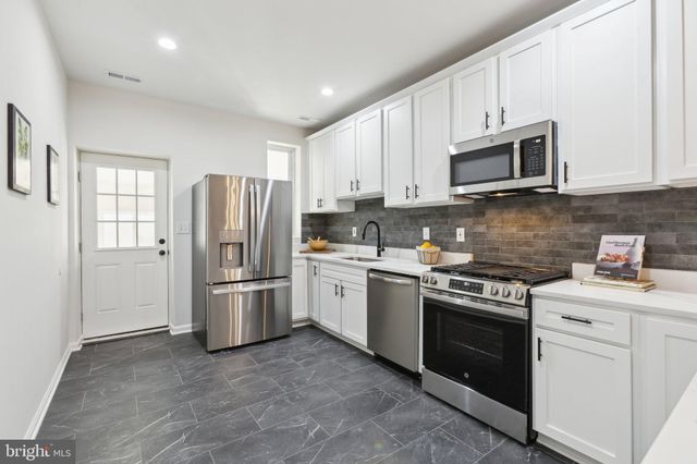 $1,200,000 | 1620 6th Street Northwest, Washington, DC 20001