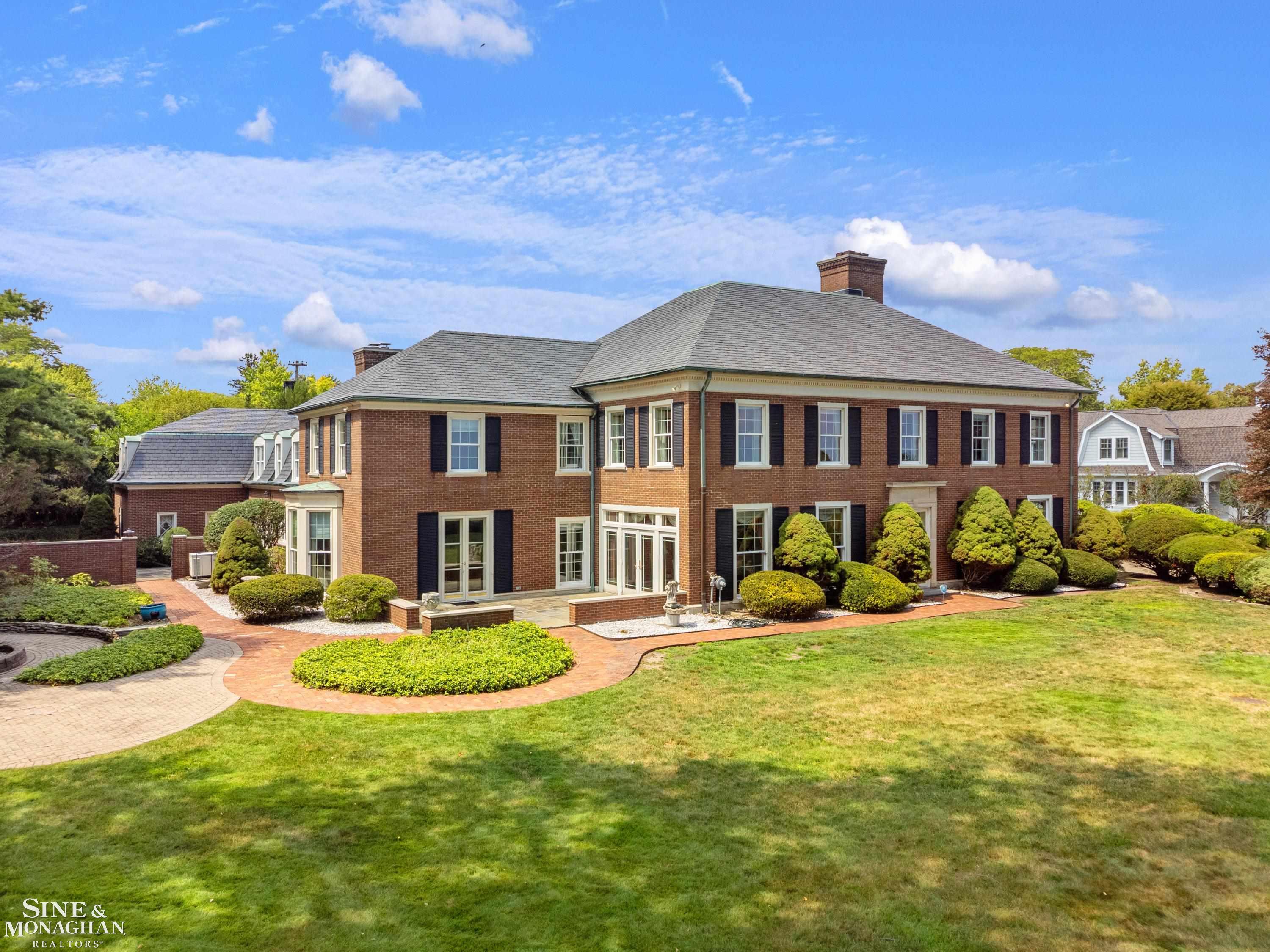 105 Lake Shore Road Grosse Pointe, MI 48236 - Photo 93 of 98 50217830-9236127e-4fc4-4dae-8cc0-ee294a658f5a.JPG