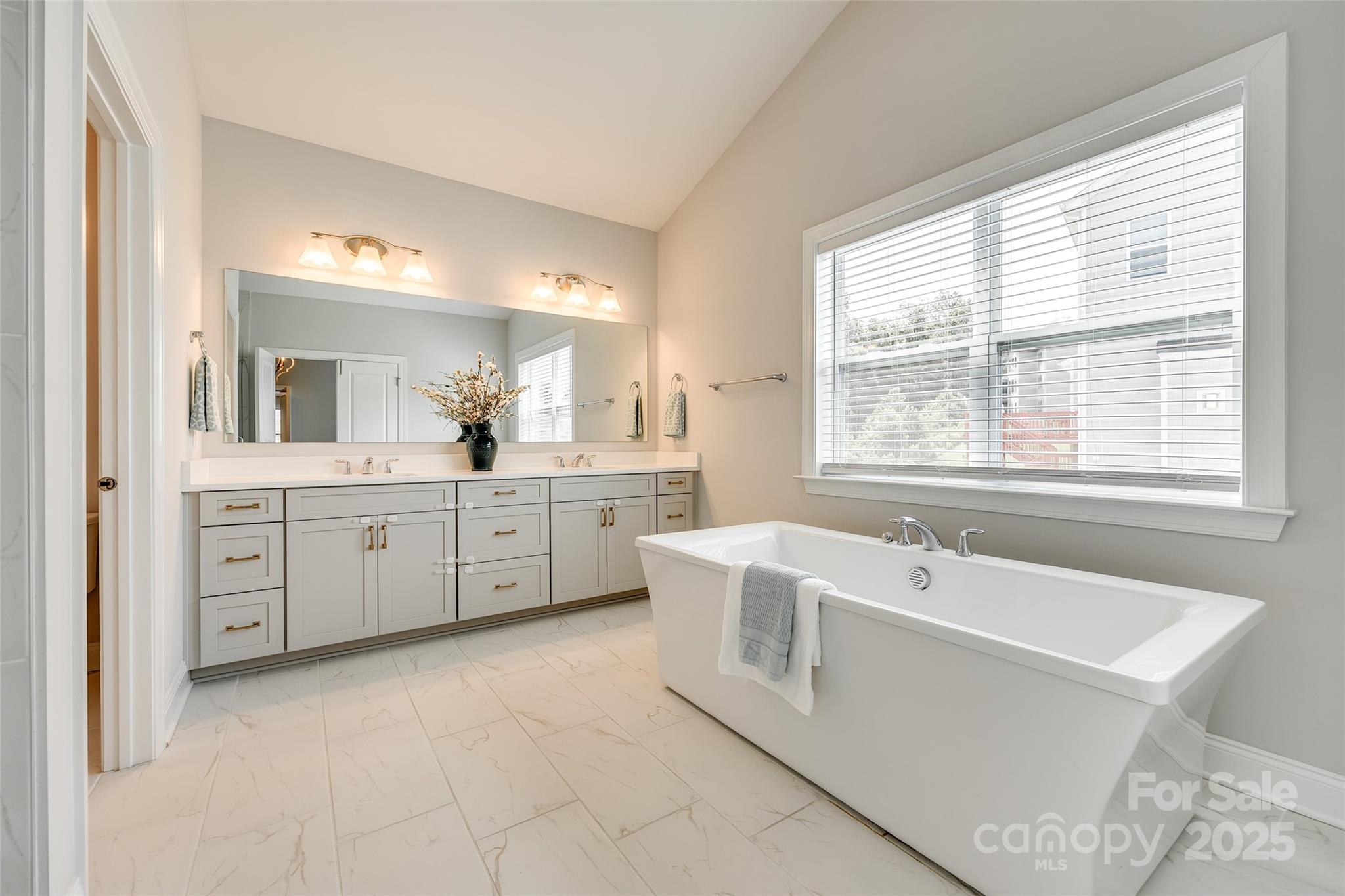 509 Abelia Lane Tega Cay, SC 29708 - Photo 24 of 44 Gallery Image 24