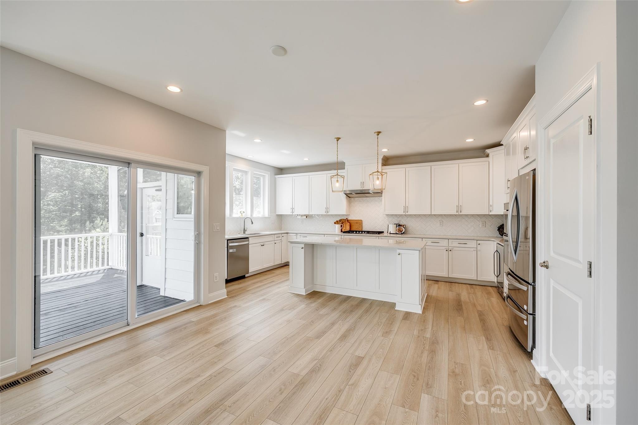509 Abelia Lane Tega Cay, SC 29708 - Photo 7 of 44 Gallery Image 7