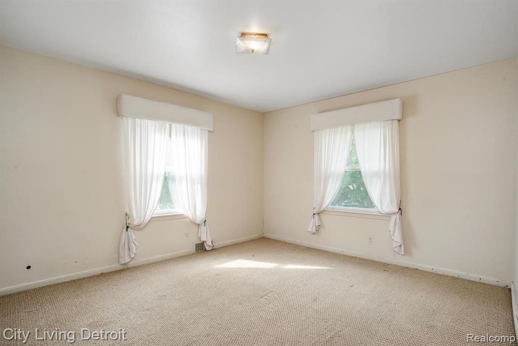 19600 Roslyn Road Detroit, MI 48221 - Photo 24 of 36