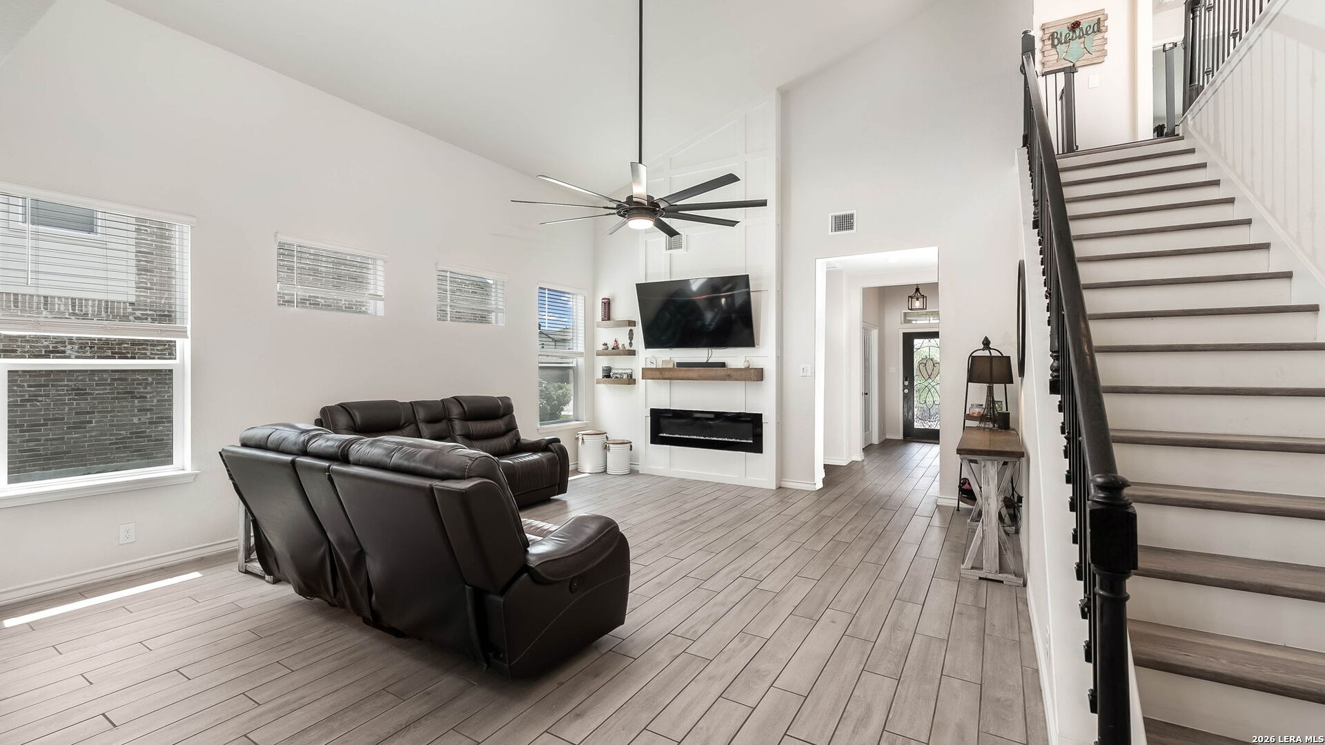 646 Overlook Ridge Cibolo, TX 78108 - Photo 3 of 20