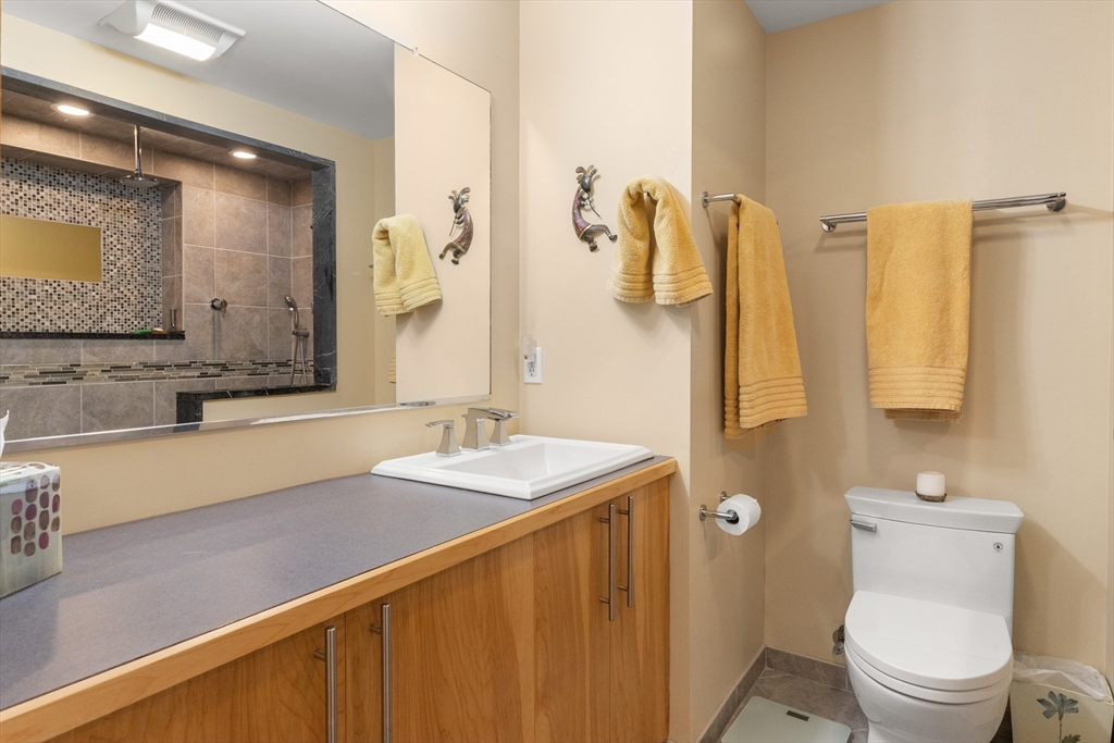 43 Front Street, Unit 43 Beverly, MA 01915 - Photo 24 of 36