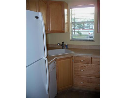 1995 Southwest Palm City Road, Unit 47B Stuart, FL 34994 - Photo 7 of 16 Gallery Image 7