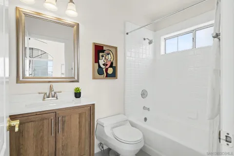 $729,000 | 919 West Lewis Street, Unit 1, San Diego, CA 92103