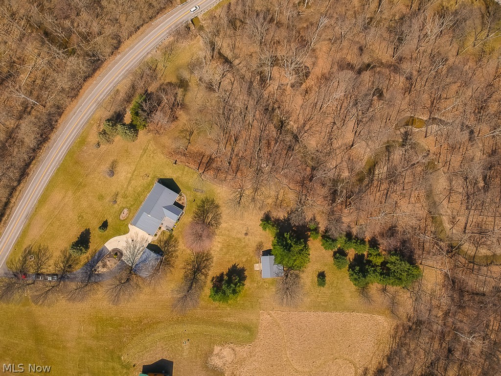 12743 Diagonal Road Lagrange, OH 44050 - Photo 8 of 35