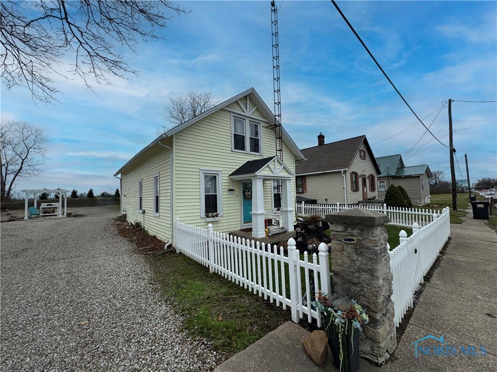 312 East Strub Road Sandusky, OH 44870 - Photo 5 of 30 Gallery Image 5