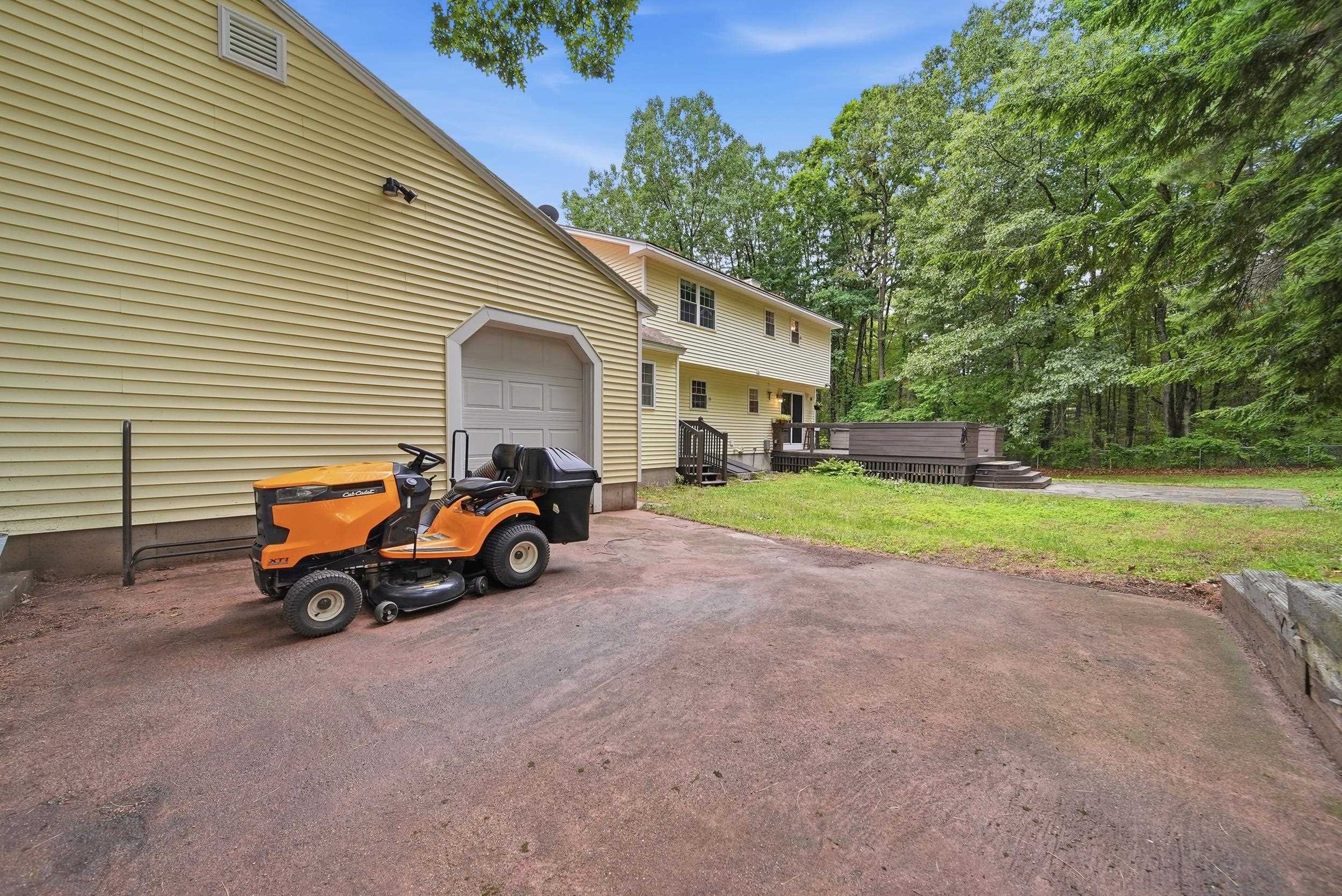 25 Camp Sargent Road Merrimack, NH 03054 - Photo 36 of 52