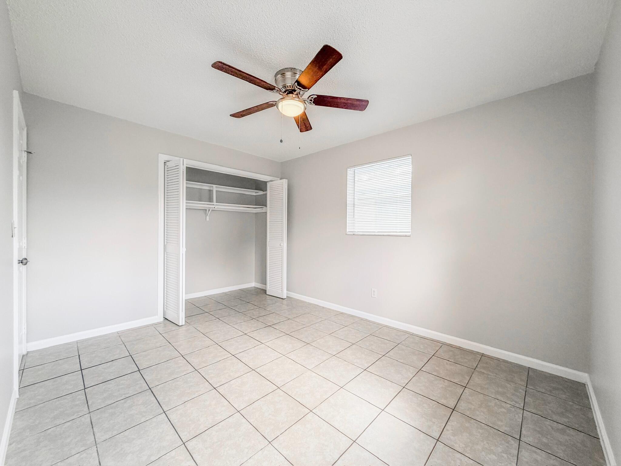 2735 Richard Road, Unit B West Palm Beach, FL 33403 - Photo 6 of 16 ACB5F0A0-E517-413F-A3B6-D4B7C6F47BA9_1_1