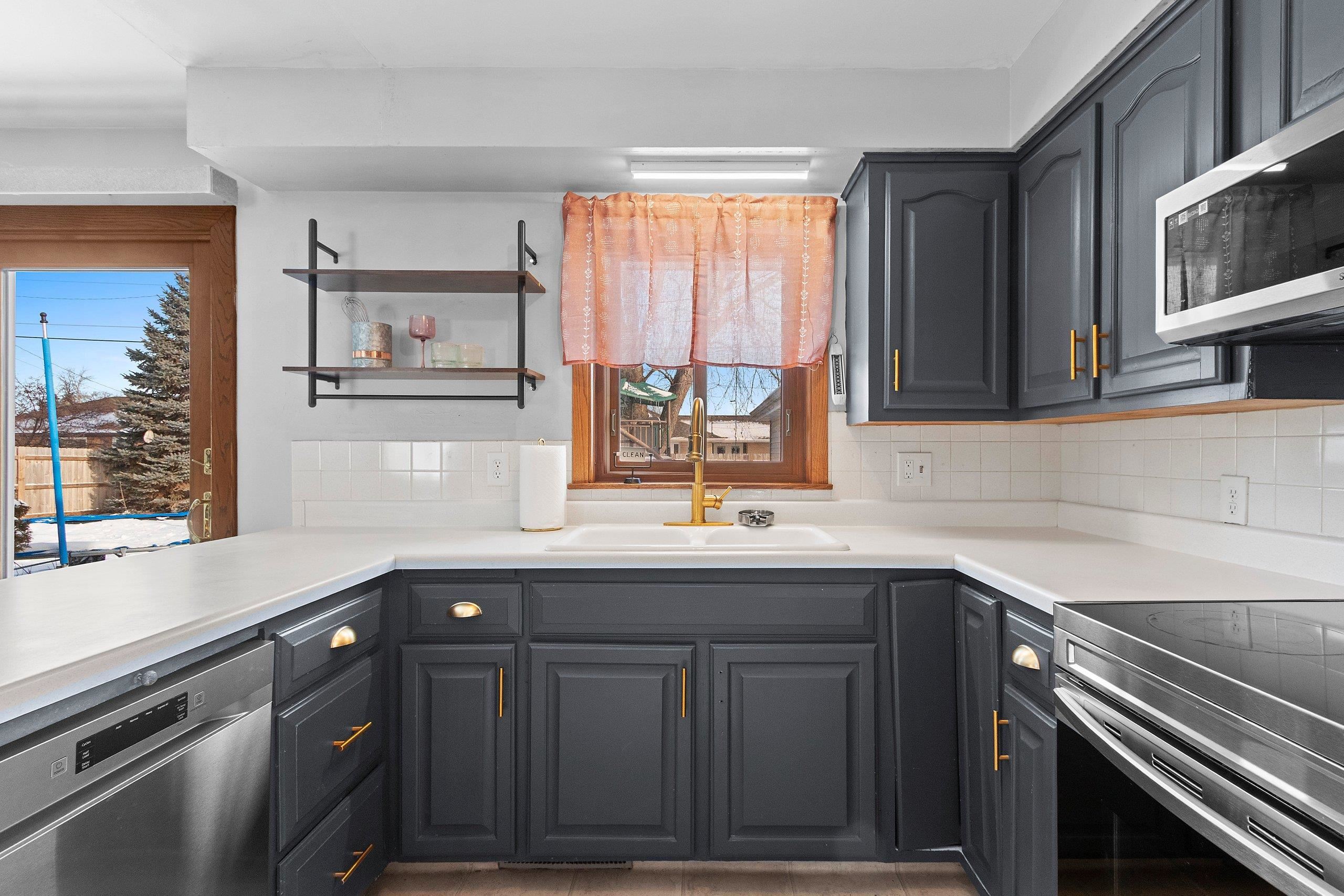 259 South Patrick Street Kimberly, WI 54136 - Photo 7 of 21