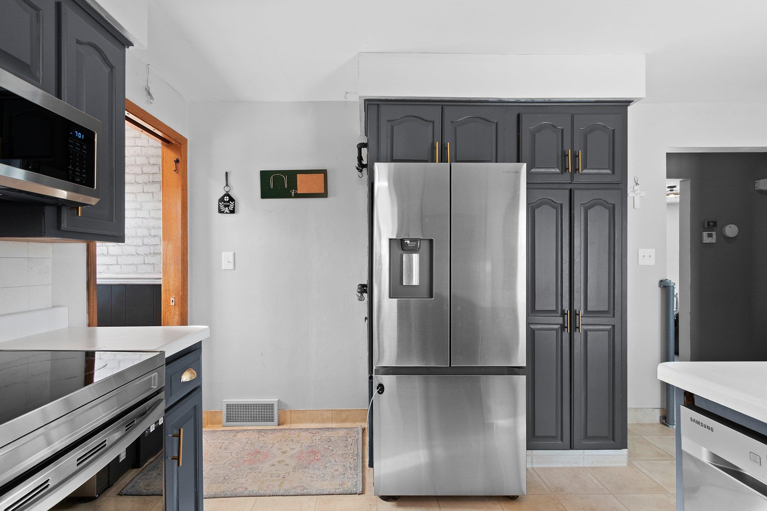 259 South Patrick Street Kimberly, WI 54136 - Photo 8 of 21