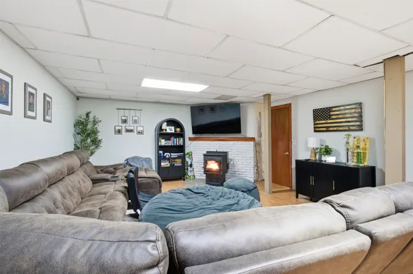 $479,900 | 438 Canaan Hill Road, Canaan, VT 05903