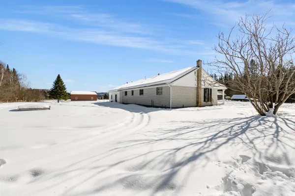 $479,900 | 438 Canaan Hill Road, Canaan, VT 05903
