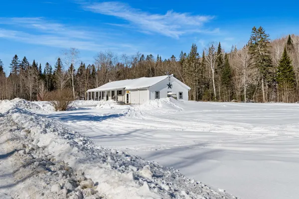 $479,900 | 438 Canaan Hill Road, Canaan, VT 05903