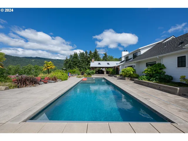 $3,695,000 | 33723 Van Duyn Road, Eugene, OR 97408