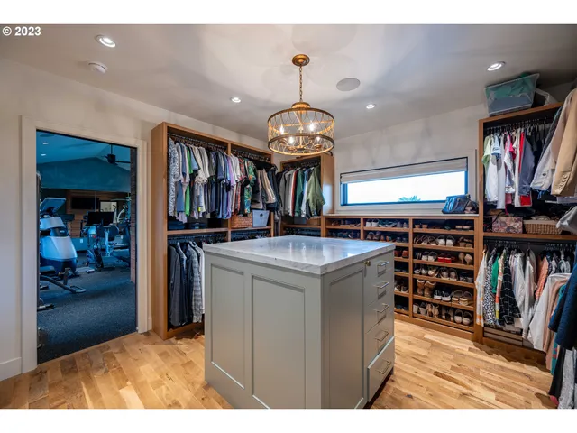 $3,695,000 | 33723 Van Duyn Road, Eugene, OR 97408