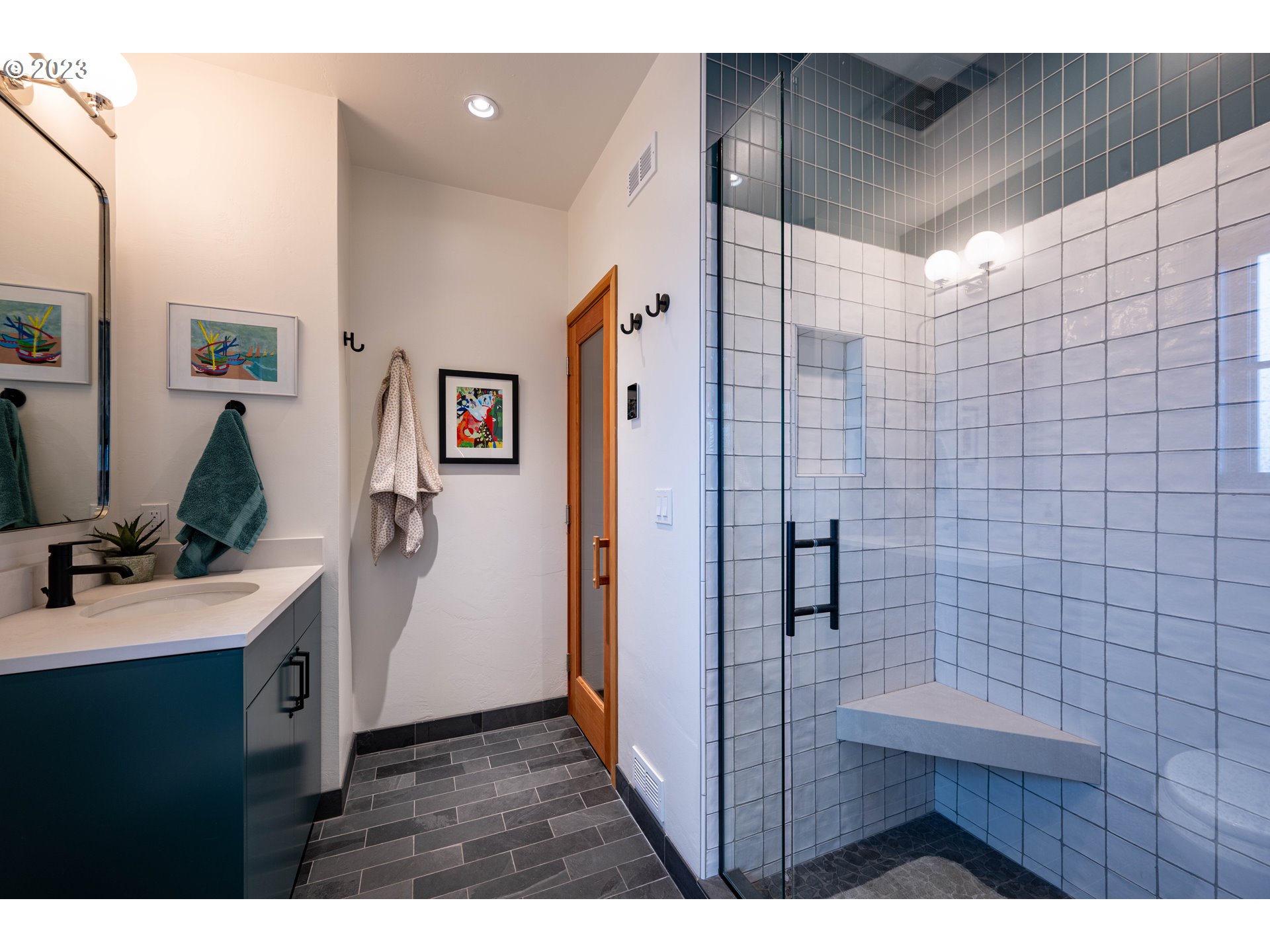 33723 Van Duyn Road Eugene, OR 97408 - Photo 28 of 48 a bathroom with a sink and mirror