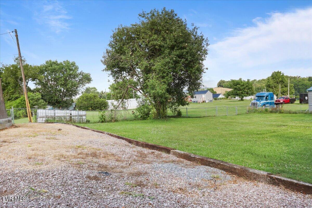 319 Old Stage Road Surgoinsville, TN 37873 - Photo 48 of 61 48-IMG_0078