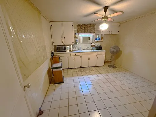 $550,000 | 2520 South 6th Street, Austin, TX 78704