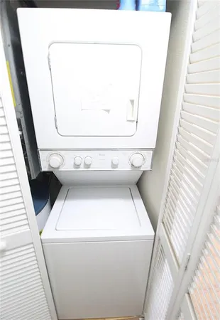 $1,650 | 1959 Toucan Way, Unit 207, Sarasota, FL 34232