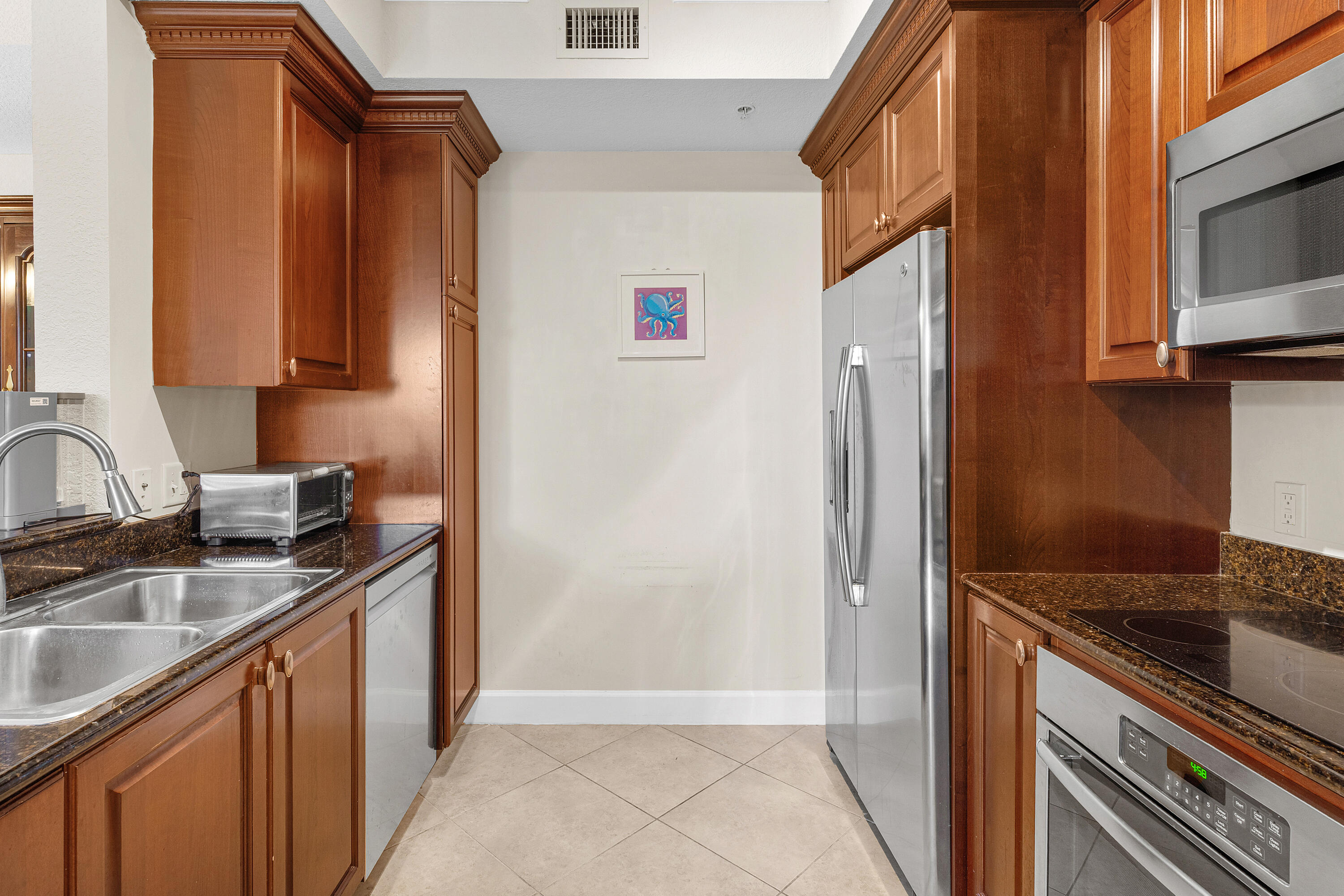 1660 Renaissance Commons Boulevard, Unit 2107 Boynton Beach, FL 33426 - Photo 15 of 39 012-1660RenaissanceCommonsBoulevard-2107