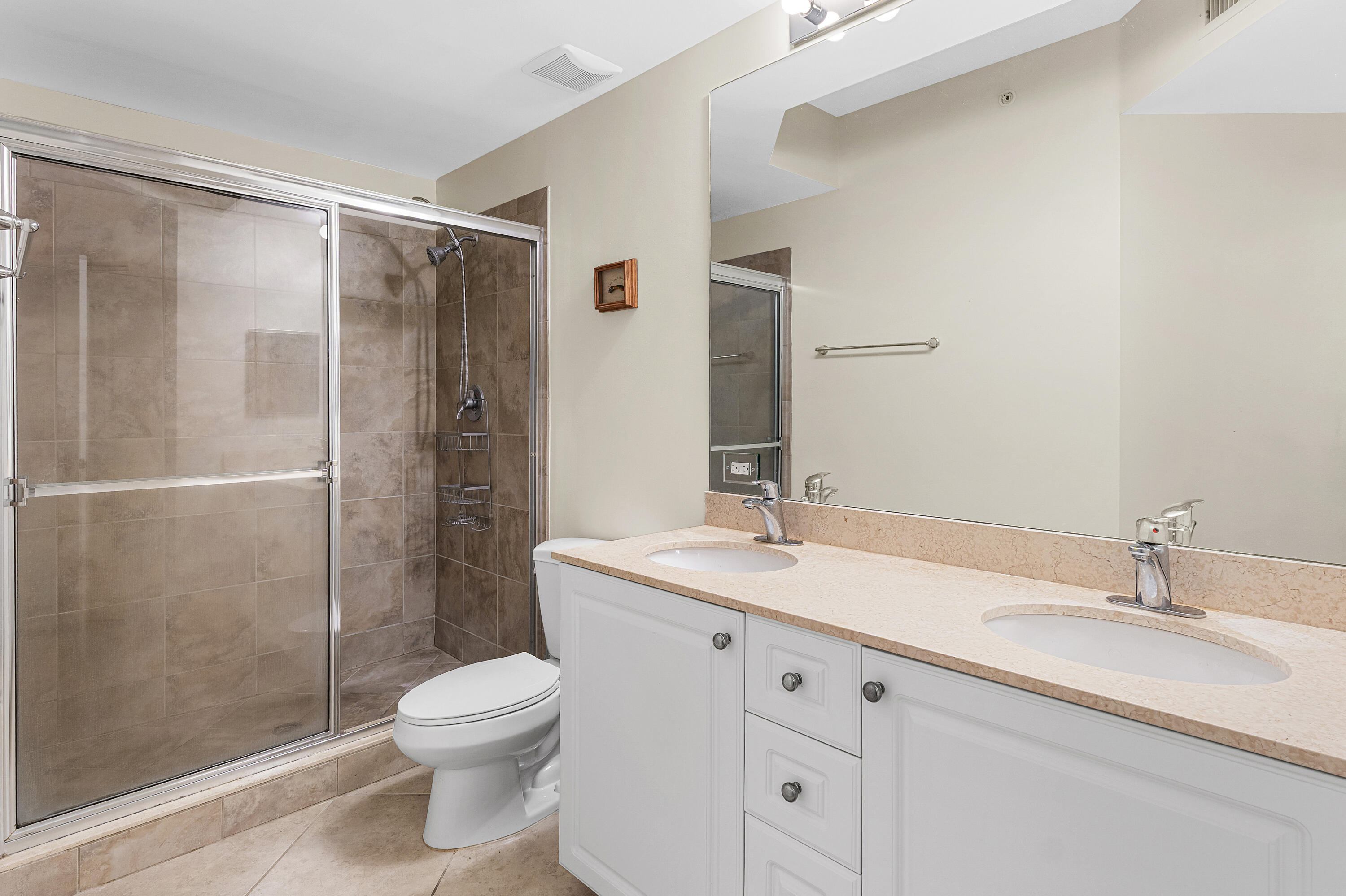 1660 Renaissance Commons Boulevard, Unit 2107 Boynton Beach, FL 33426 - Photo 19 of 39 019-1660RenaissanceCommonsBoulevard-2107