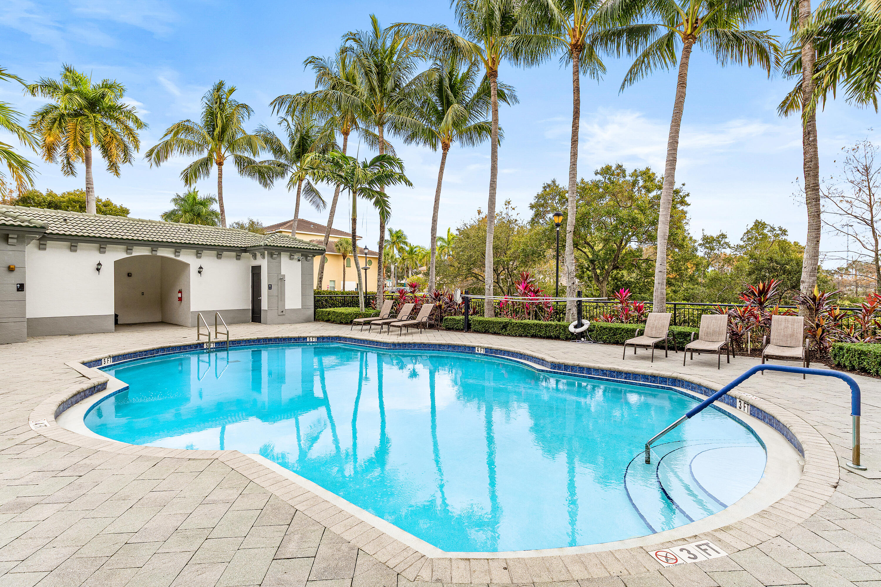 1660 Renaissance Commons Boulevard, Unit 2107 Boynton Beach, FL 33426 - Photo 27 of 39 029-1660RenaissanceCommonsBoulevard-2107