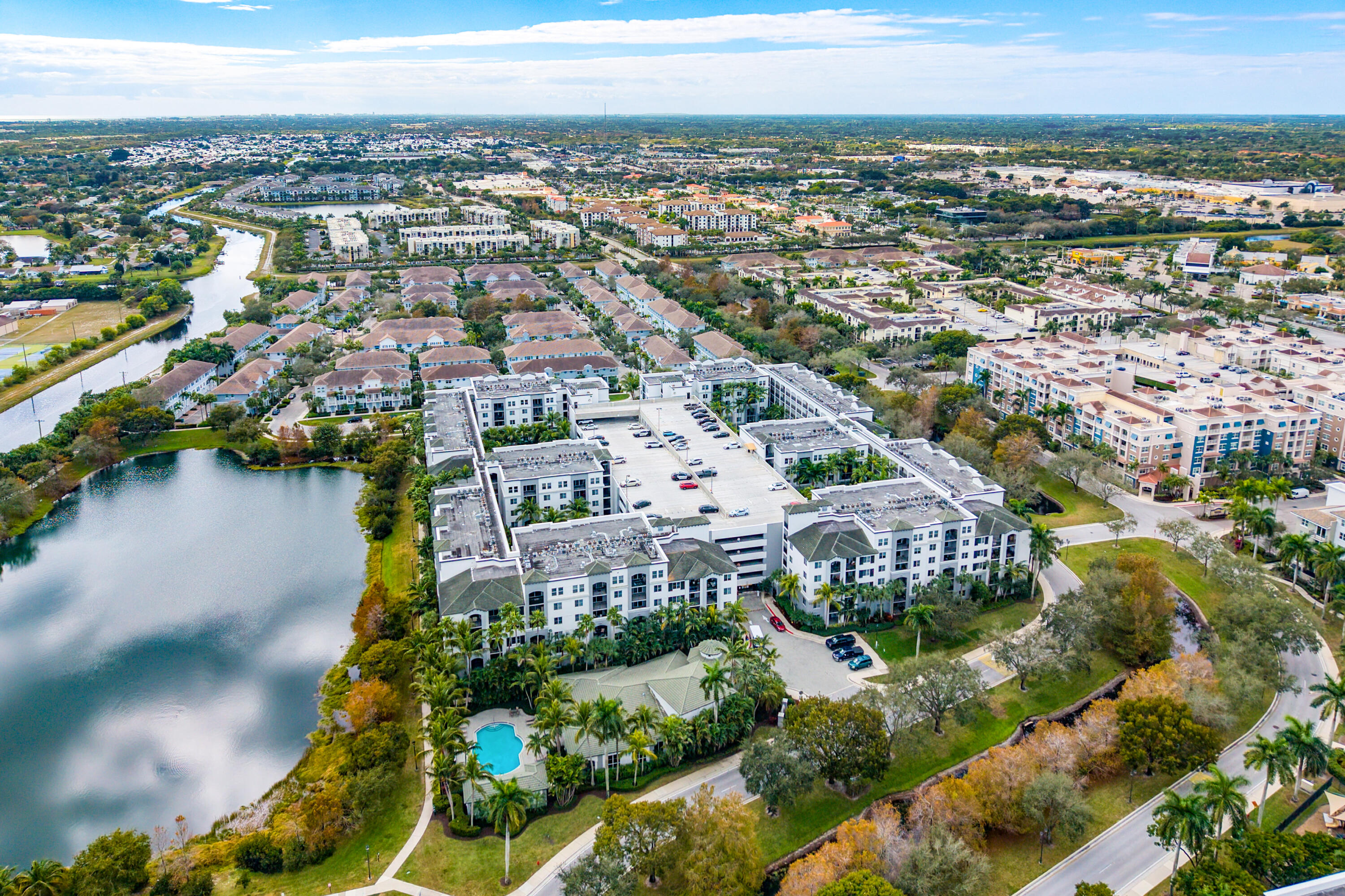 1660 Renaissance Commons Boulevard, Unit 2107 Boynton Beach, FL 33426 - Photo 32 of 39 032-1660RenaissanceCommonsBoulevard-2107