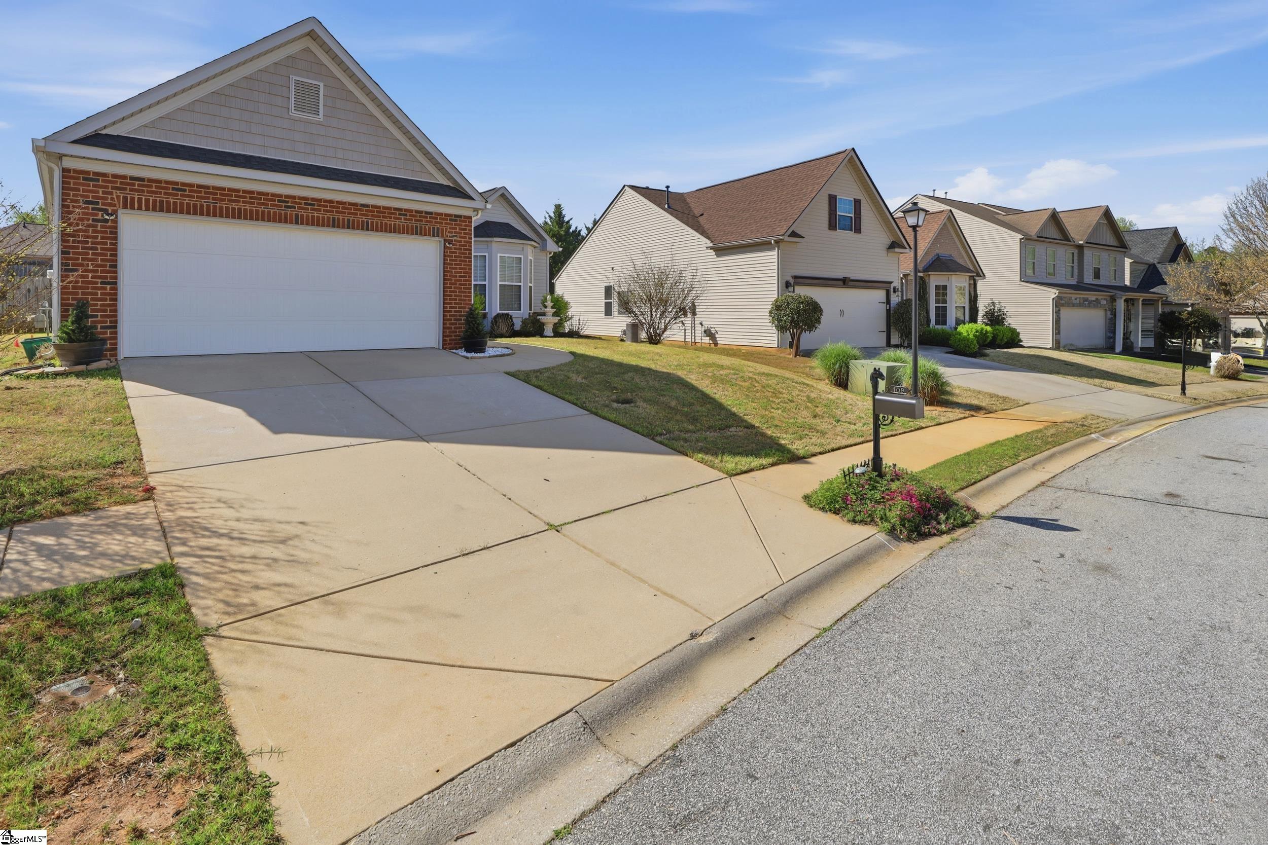 109 Salthouse Road Simpsonville, SC 29680 - Photo 17 of 30 Gallery Image 17