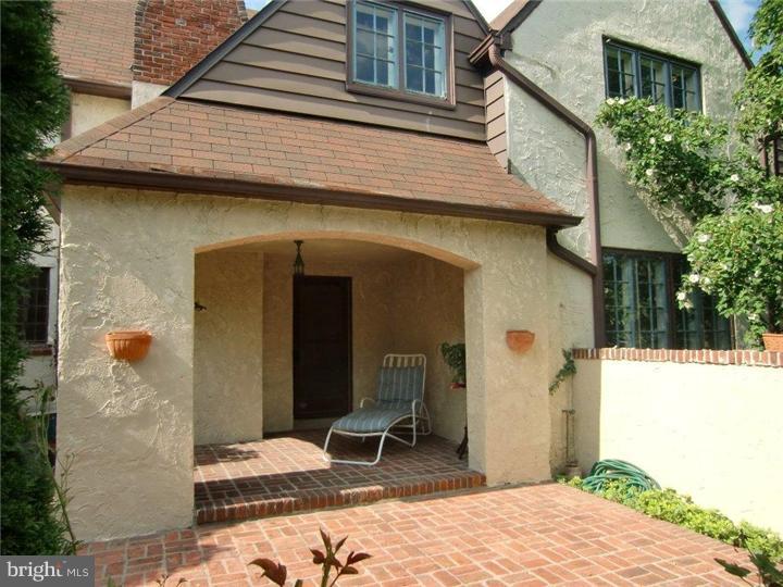 307 Overhill Road Wayne, PA 19087 - Photo 24 of 25 Exterior Back