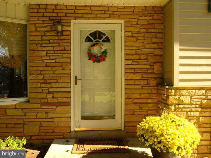139 Beulah Road Doylestown, PA 18901 - Photo 3 of 25 Exterior