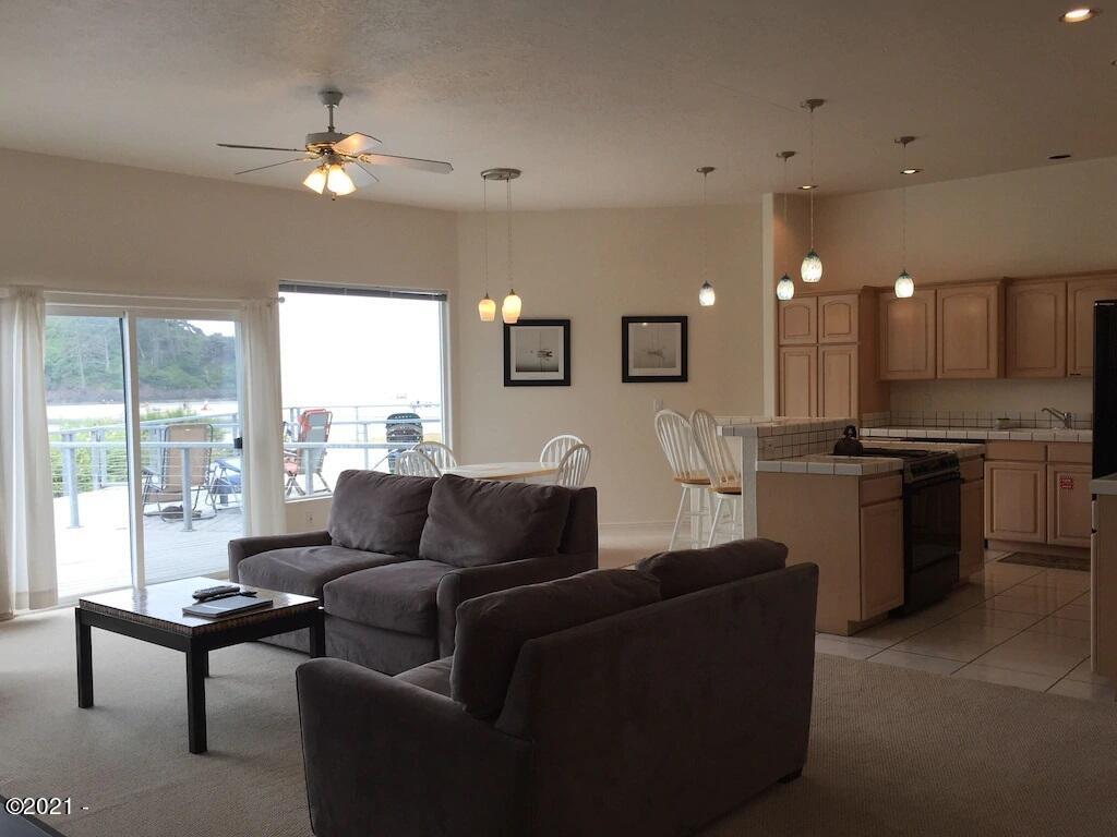 49004 Highway 101 Neskowin, OR 97149 - Photo 3 of 17 2