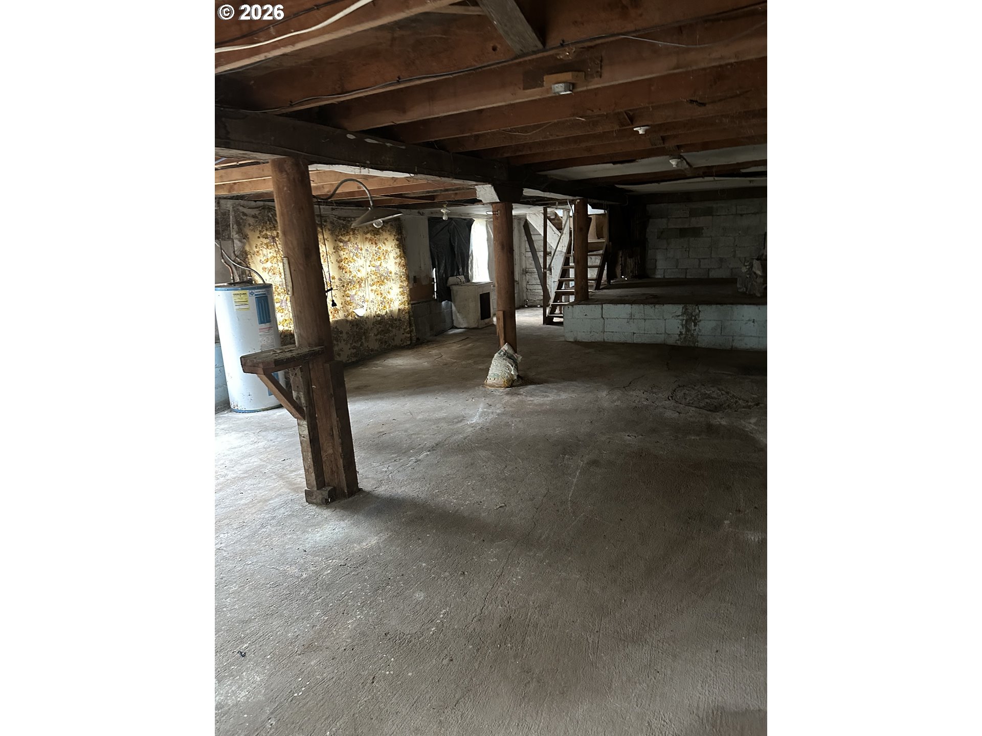 71360 East Jennie Lane Rhododendron, OR 97049 - Photo 8 of 19 a view of empty room