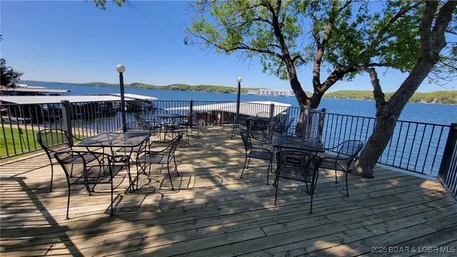 $210,900 | 147 Woodcrest Drive, Unit 3B, Lake Ozark, MO 65049